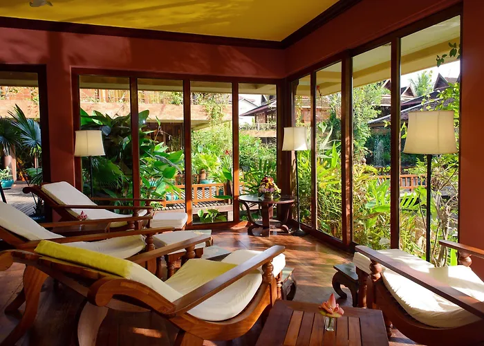 Hotel Angkor Village - Small Luxury Of The World 5*